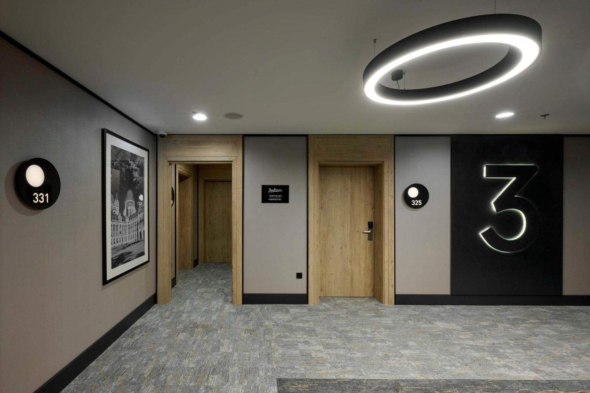 Radisson Hotel Budapest Budapart Bagian luar foto