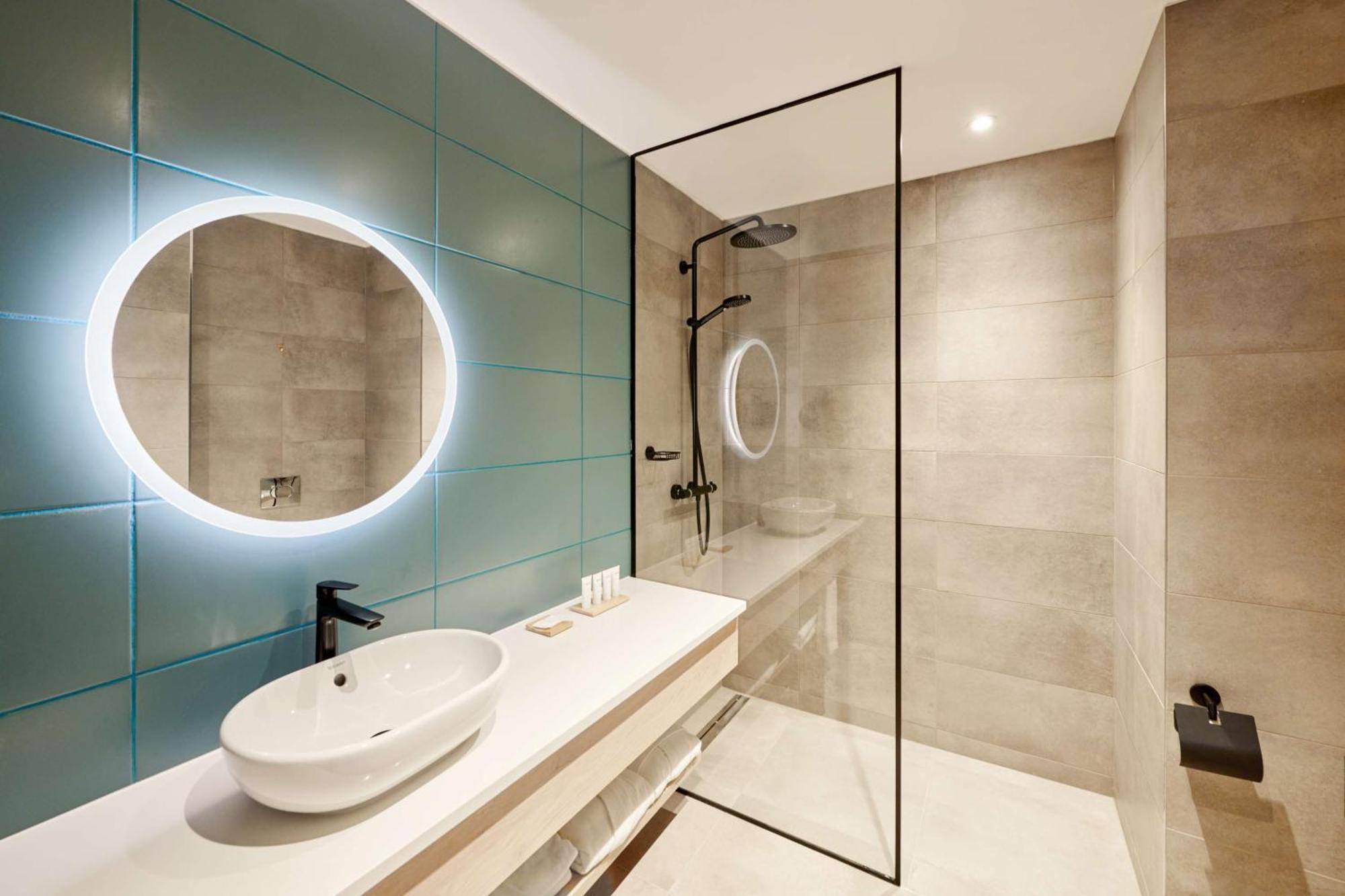 Radisson Hotel Budapest Budapart Bagian luar foto