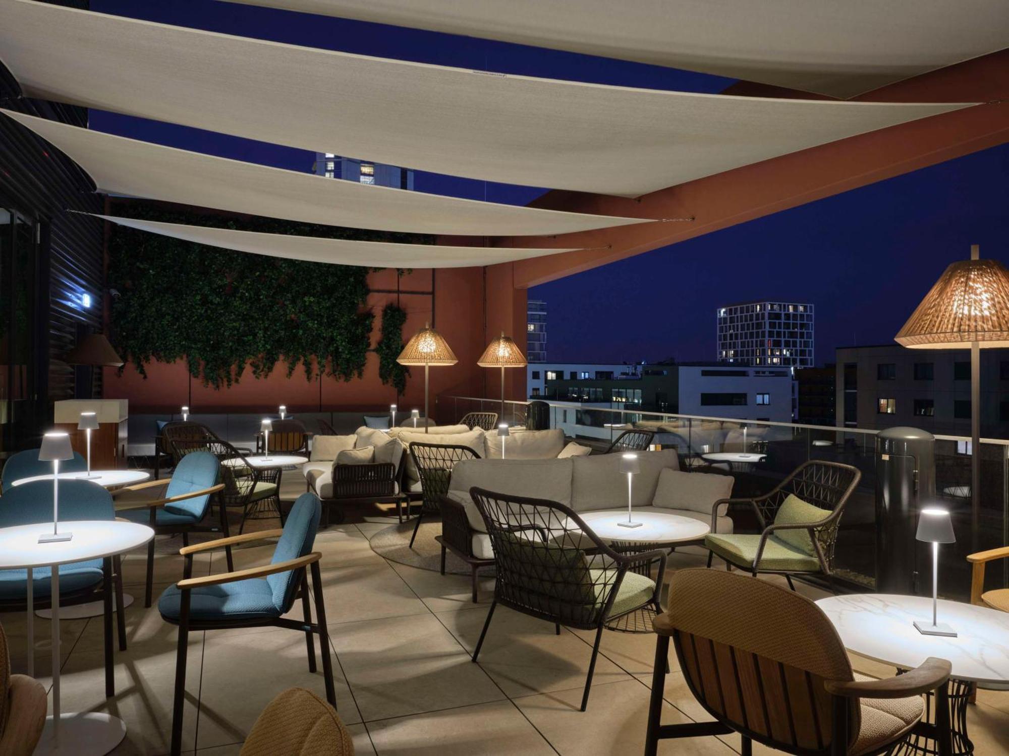 Radisson Hotel Budapest Budapart Bagian luar foto
